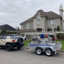 Vinyl Siding, Gutter, and Window Cleaning in Blainville, QC 1